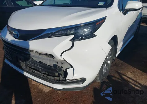 2024 Toyota Sienna Le z USA, uszkodzony, nr VIN 5TDKRKEC4RS193101